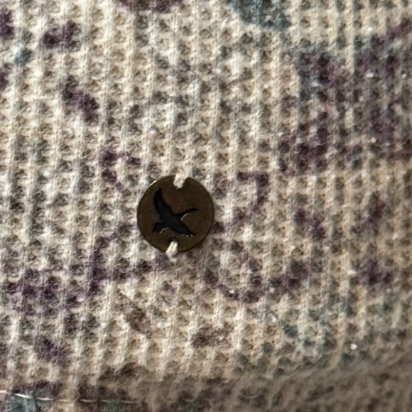 Eddie Bauer Cream Patterned Henley Style Long Sleeve Thermal size Small - Picture 3 of 7